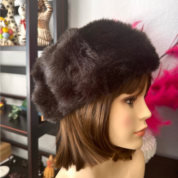 Vintage Dark Brown Faux Fur Beret - Picture 4 of 9